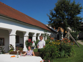  Weingut Bohrn Himmelbett  Хернбаумгартен